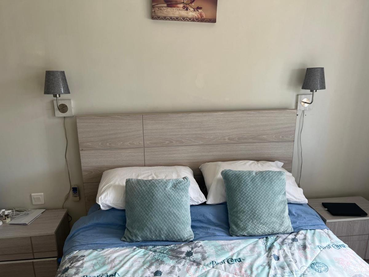 Immaculate Two Beds Luxury Marina Apartment Rivière Noire Exterior foto