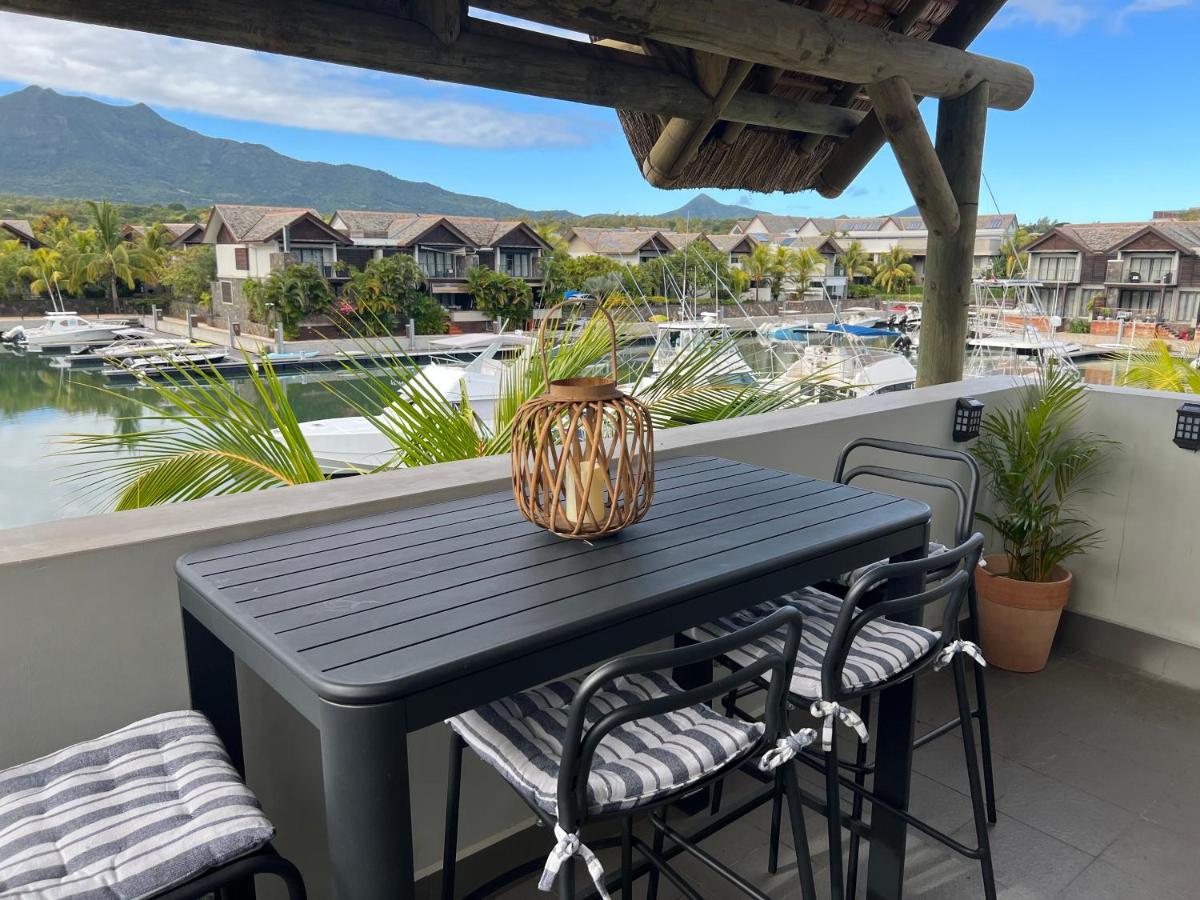 Immaculate Two Beds Luxury Marina Apartment Rivière Noire Exterior foto